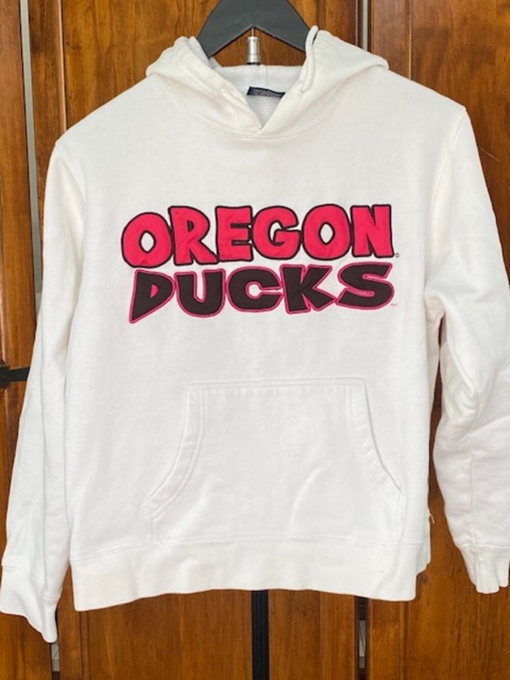 J. America Oregon Ducks Hoodie Women’s Large White Pink Black Pullover